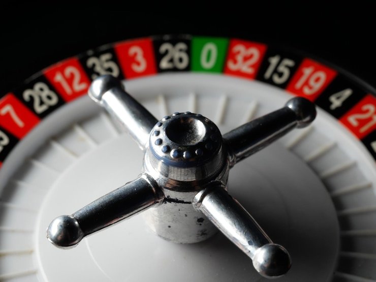Antarmuka aplikasi uangdewa Singapore Pools dengan meja live dealer di layar mobile